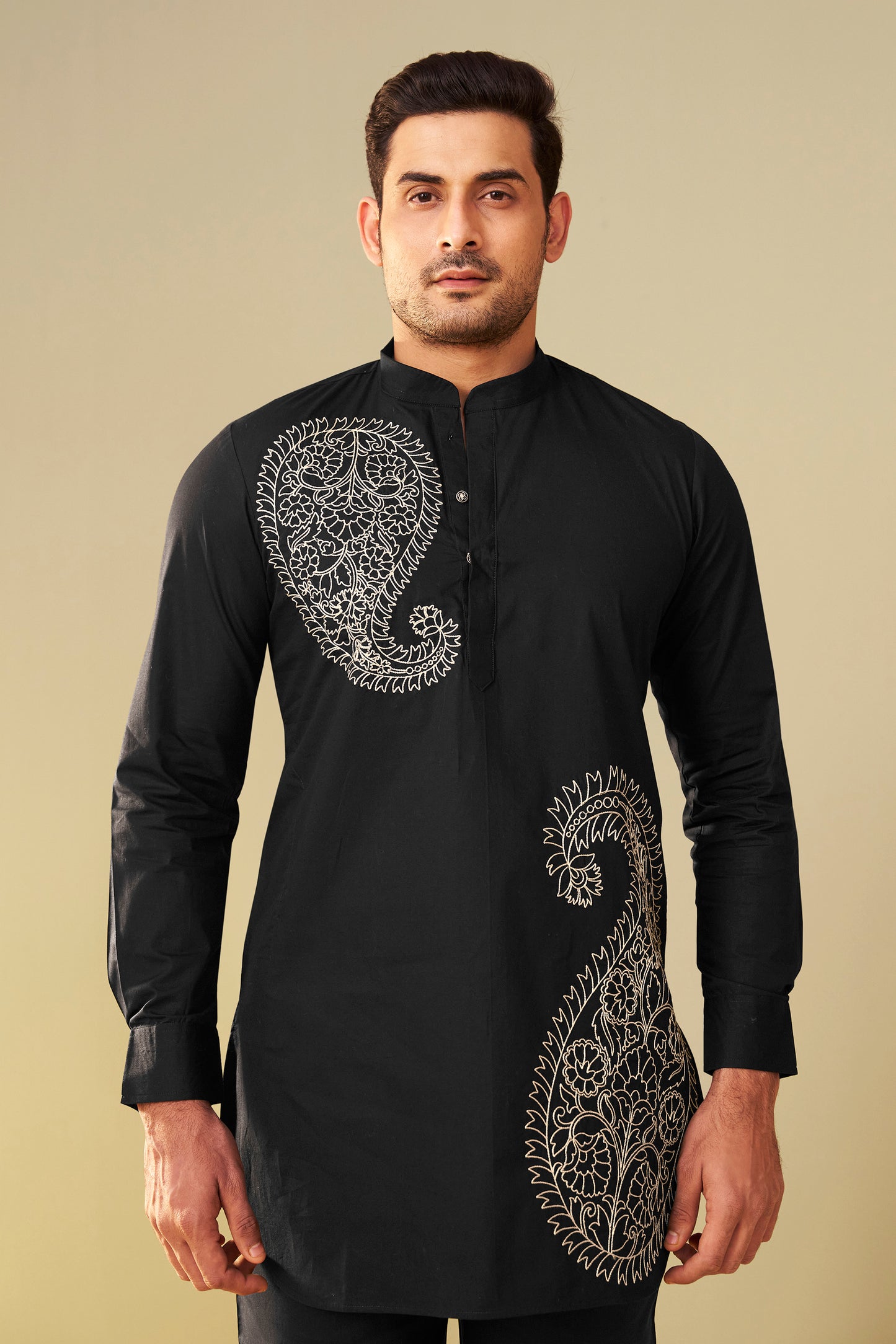 Noir Black Men's Paisley Embroidered Kurta Co-Ord Set
