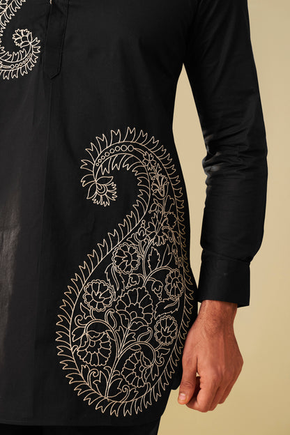 Noir Black Men's Paisley Embroidered Kurta Co-Ord Set