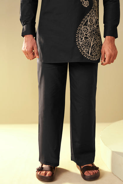 Noir Black Men's Paisley Embroidered Kurta Co-Ord Set
