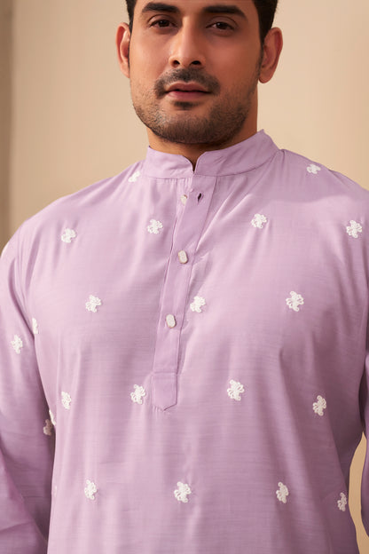 Light Lavender Kurta Men Detail Close-Up – Embroidery Ethnoir India